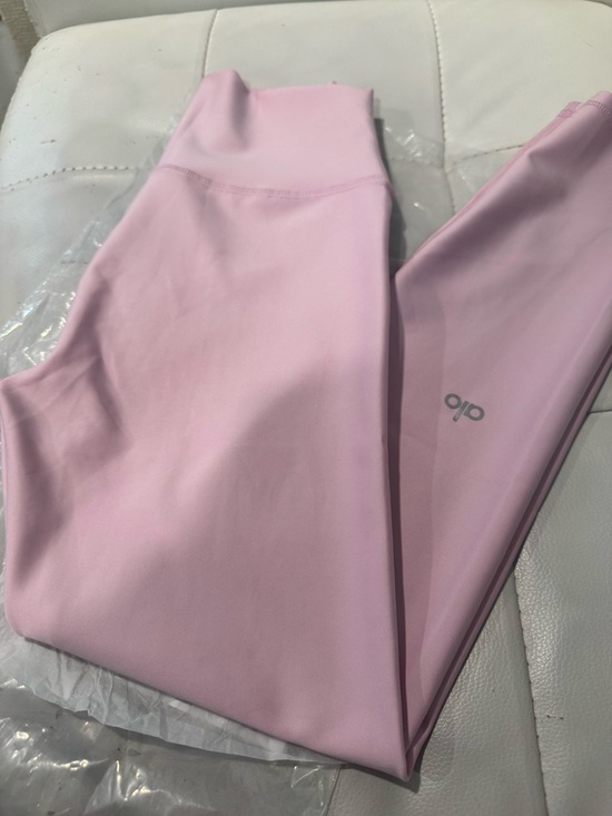 ALO Yoga Pants - ALO Yoga Sweet Pink High-Waist Airlift Leggings